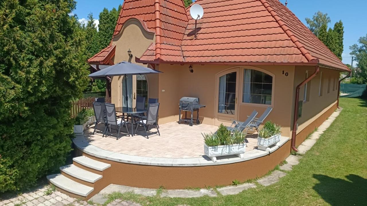 Vica Apartman Balatonberény Buitenkant foto