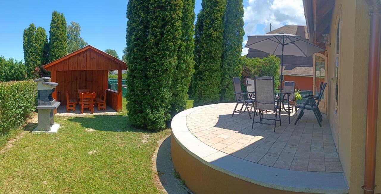 Vica Apartman Balatonberény Buitenkant foto