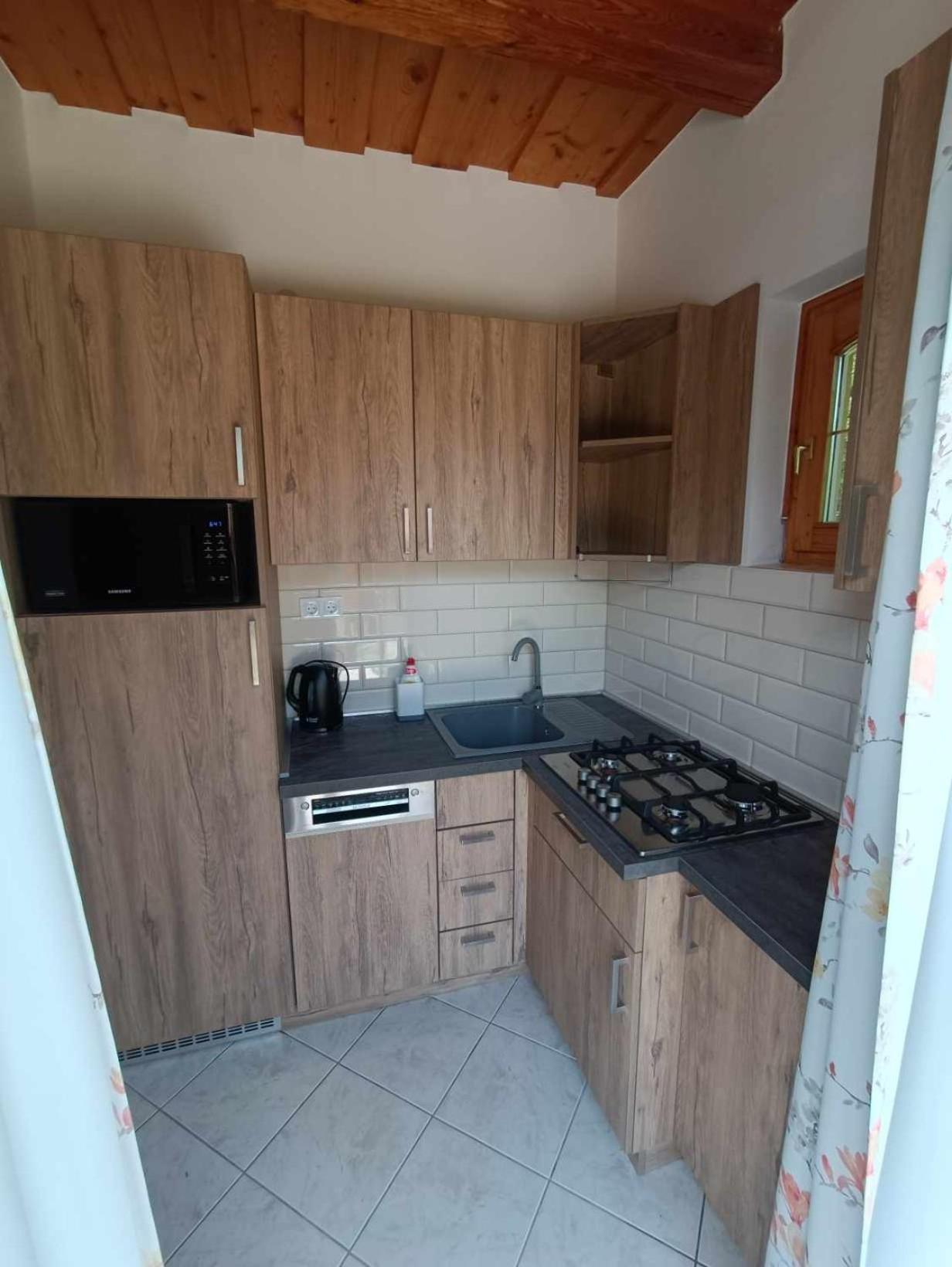 Vica Apartman Balatonberény Buitenkant foto